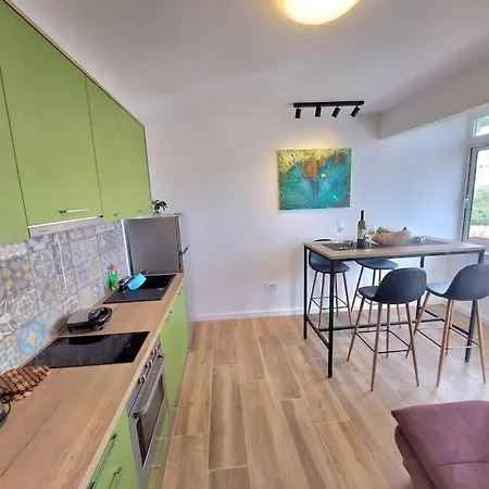 Apartman Orla *