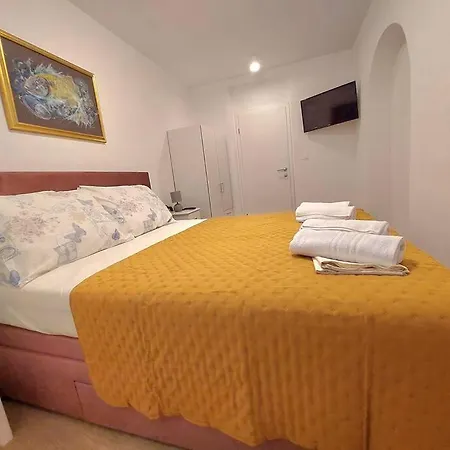 Orla Apartman *
